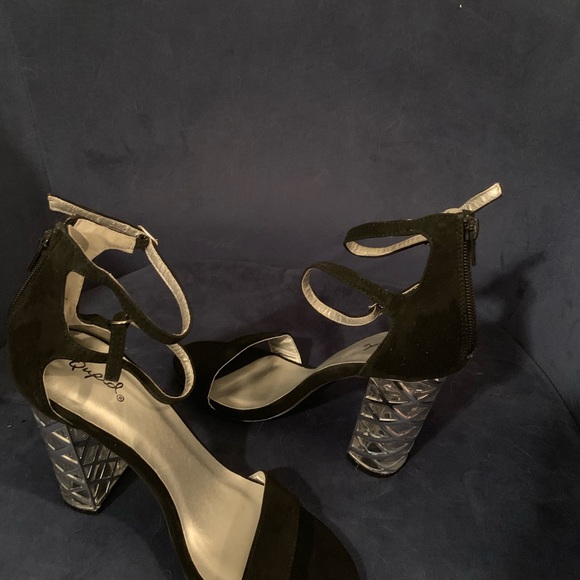 Block heels - Picture 3 of 5